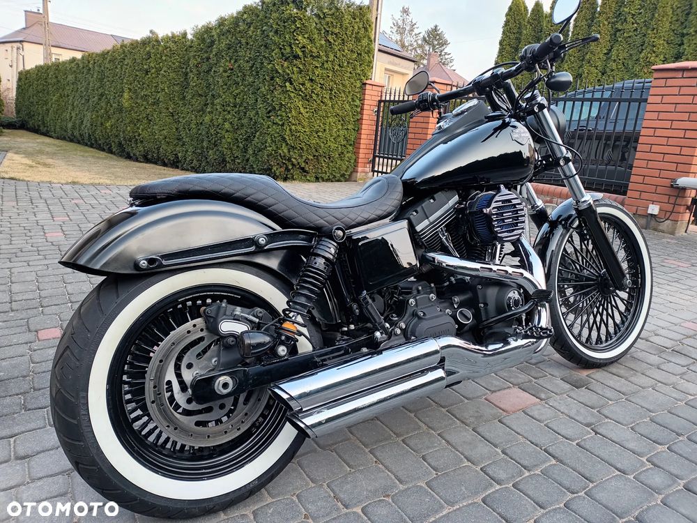 Harley-Davidson Dyna Street Bob - 4