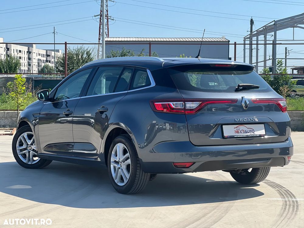 Renault Megane BLUE dCi 115 EDC BUSINESS EDITION - 4