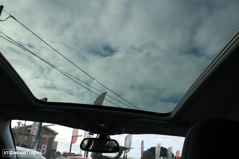 Peugeot 2008 PureTech 110 Stop&Start Allure - 32