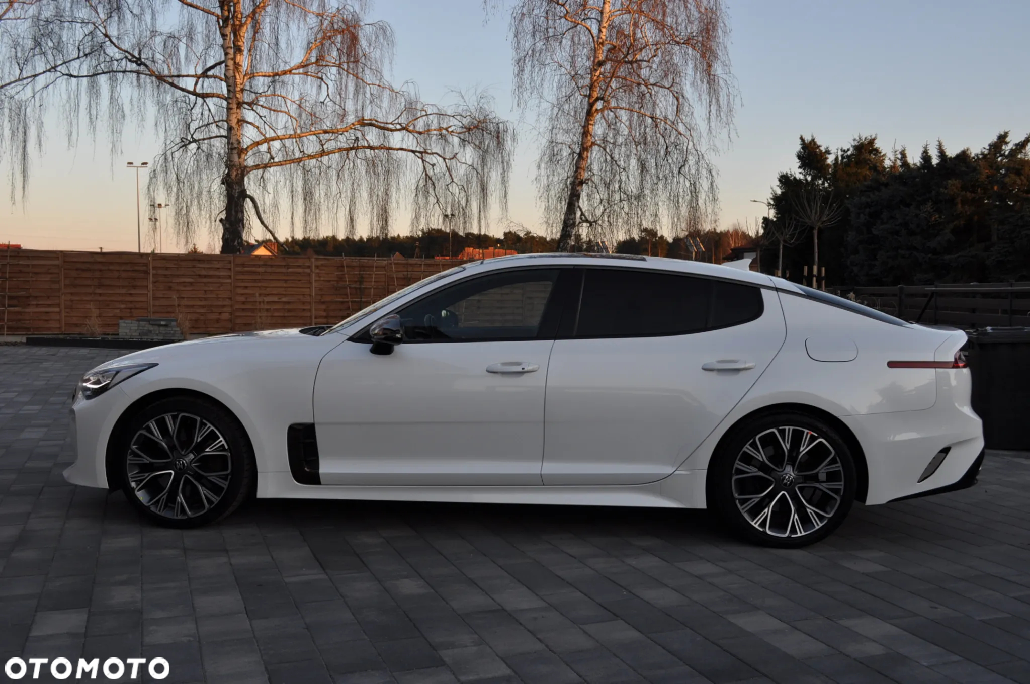 Kia Stinger 2.0 T-GDI GT Line - 6