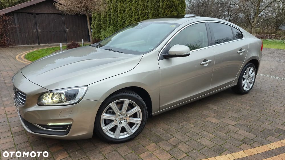 Volvo S60 D3 Geartronic Summum - 19