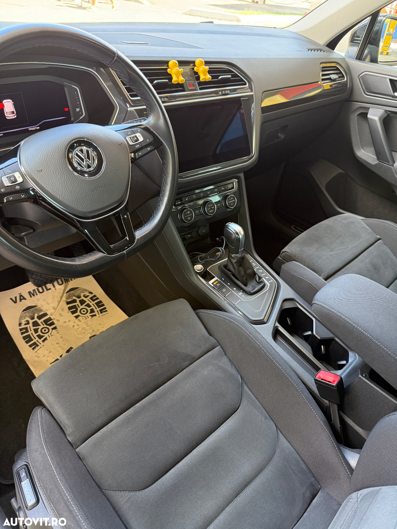 Volkswagen Tiguan 2.0 TDI 4Mot DSG Comfortline - 8