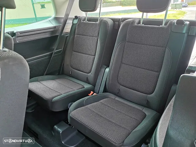 VW Sharan 2.0 TDI Confortline - 24