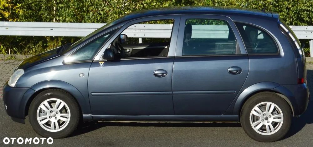 Opel Meriva - 11