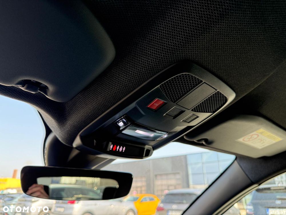 Jeep Avenger 1.2 T3 mHEV Overland 4xe eDCT6 - 30