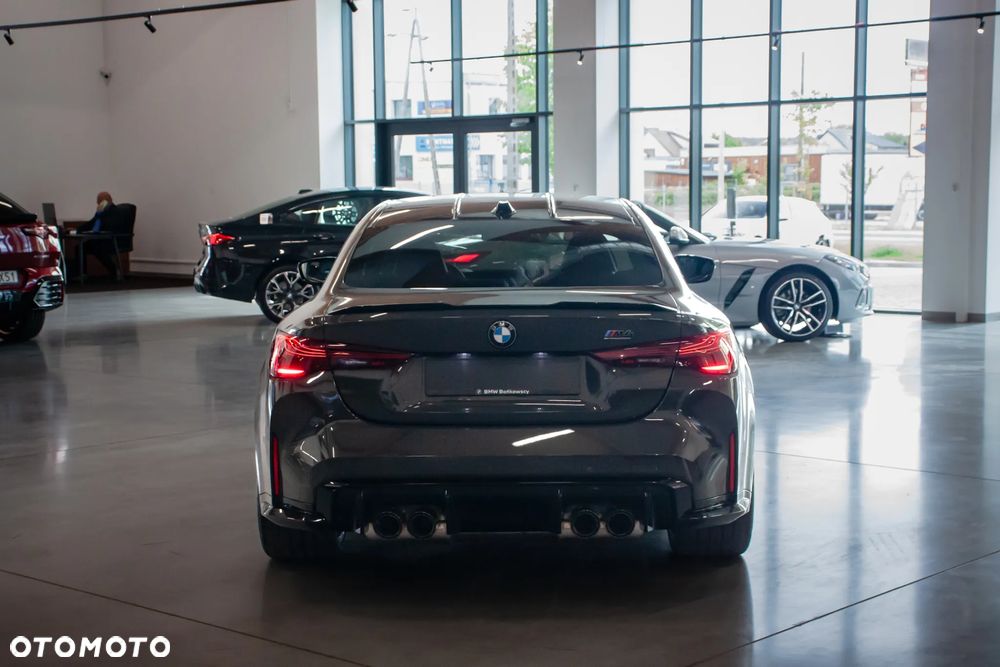 BMW M4 Competition M xDrive - 18