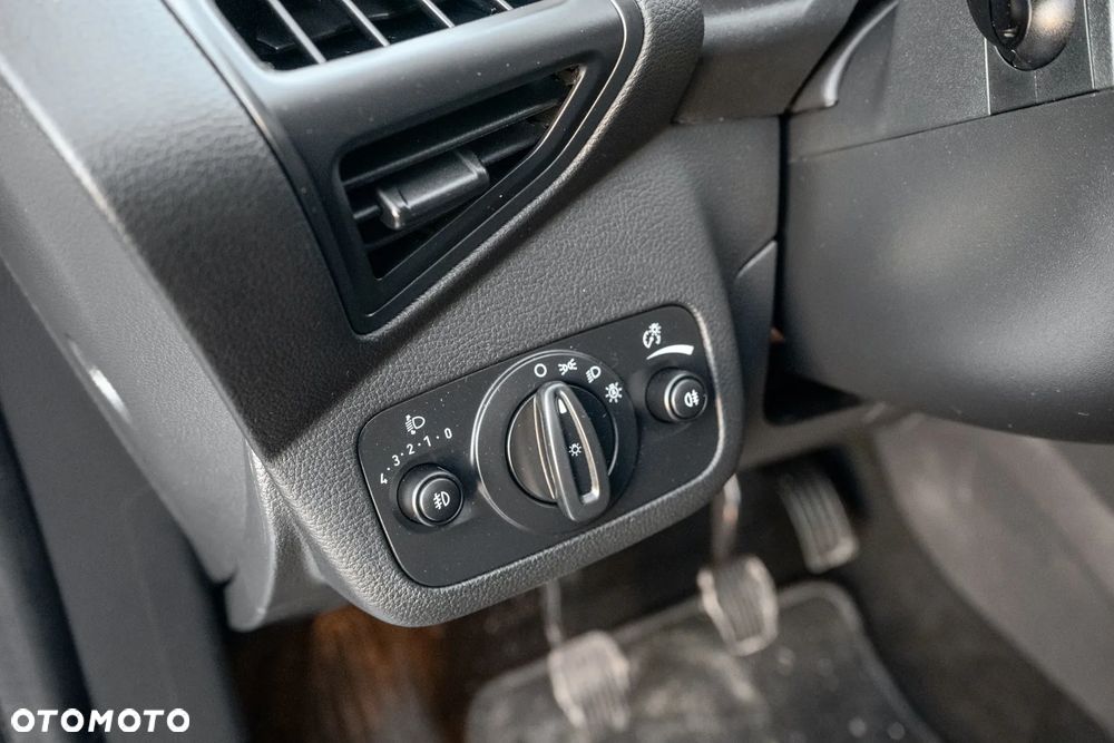 Ford Kuga - 18