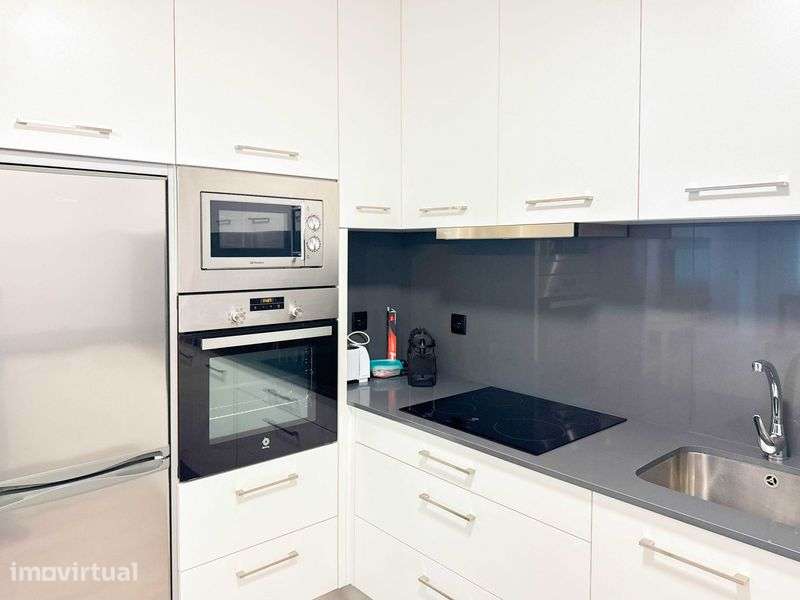 Apartamento T1 à venda na Rua 19 de Agosto - Grande imagem: 3/12