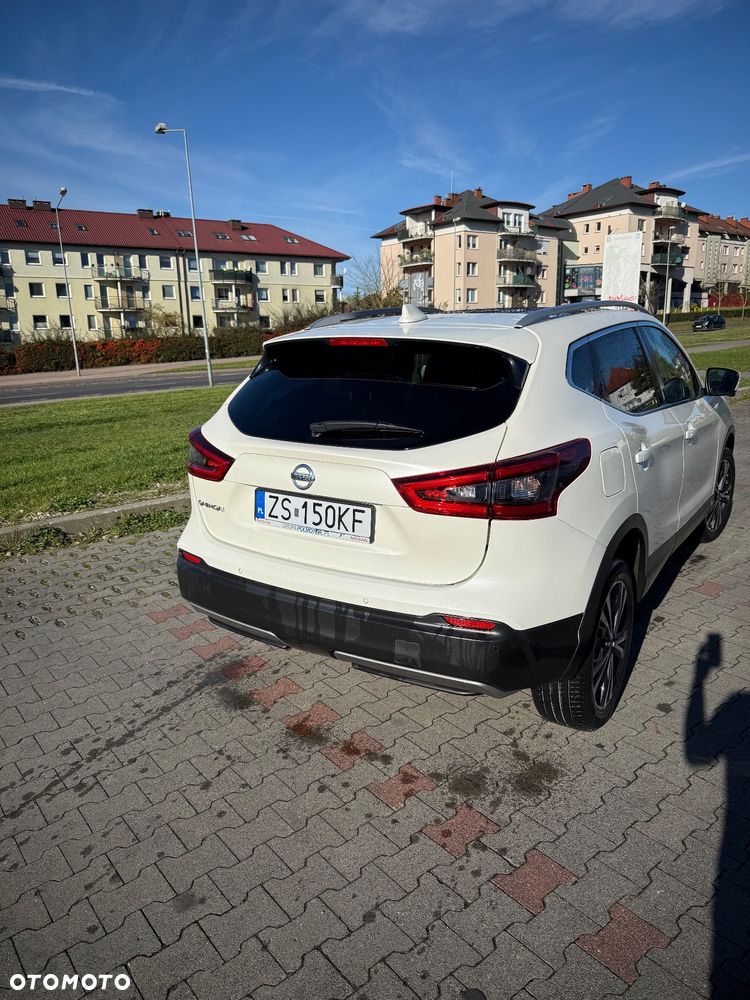 Nissan Qashqai 1.3 DIG-T N-CONNECTA - 4