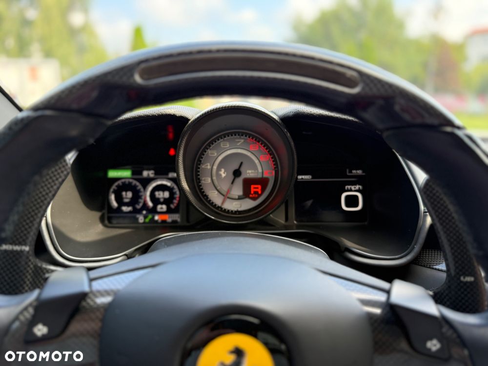 Ferrari Portofino - 31