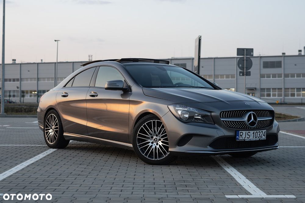 Mercedes-Benz CLA 250 7G-DCT UrbanStyle Edition - 1