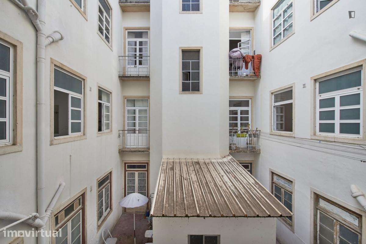 Quarto - localizado em Alcântara Lisbon - Grande imagem: 5/26