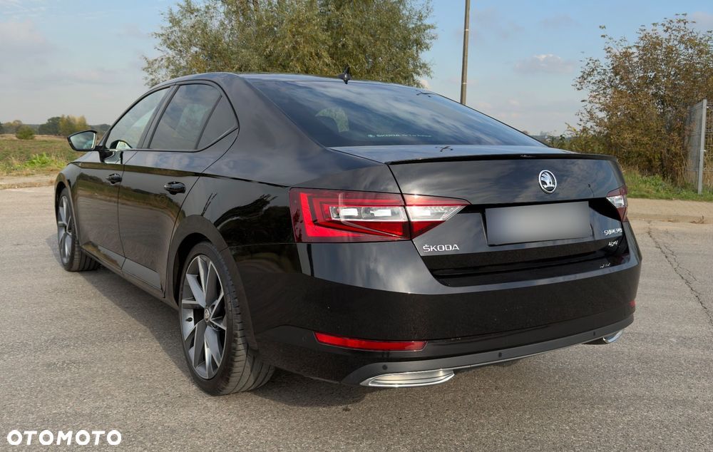 Skoda Superb 2.0 TDI 4x4 Sportline DSG - 3