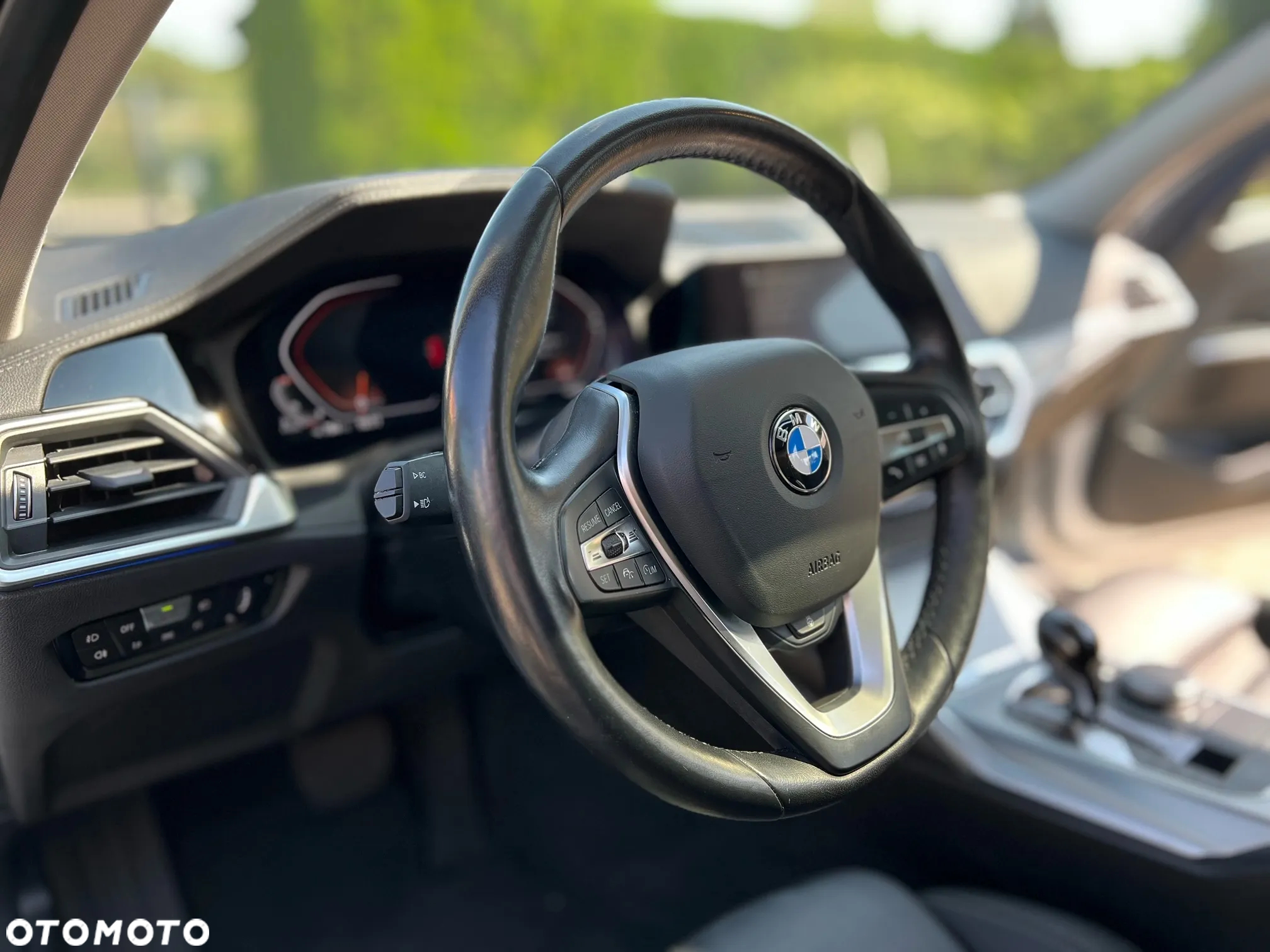 BMW Seria 3 320d xDrive Luxury Line sport - 32