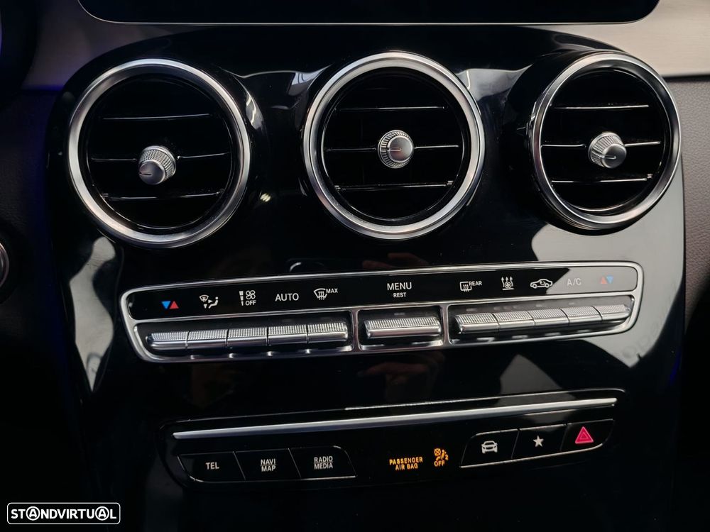 Mercedes-Benz GLC 300 de Coupé 4Matic - 29