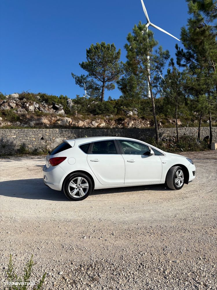 Opel Astra 1.6 CDTi Cosmo S/S J19 - 10