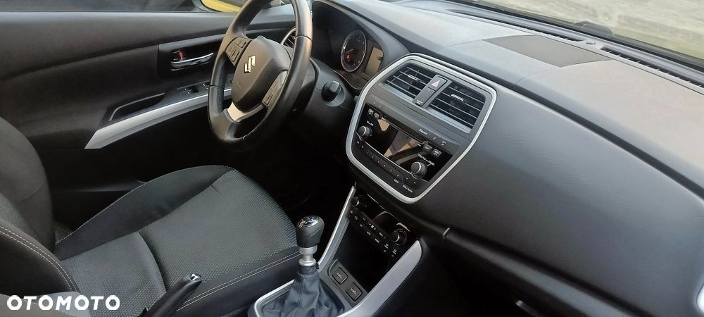 Suzuki SX4 S-Cross 1.6 DDiS 4x4 Comfort+ - 9