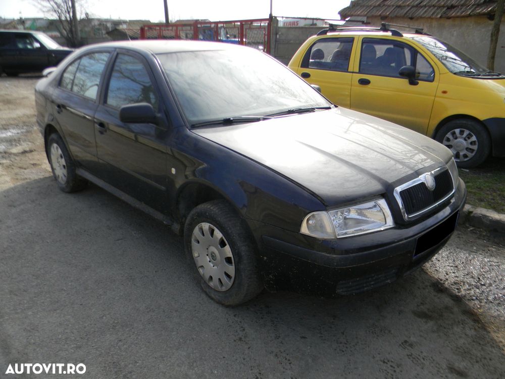 Dezmembrari  Skoda OCTAVIA 1 (1U)  1996  > 2010 1.6 Benzina - 28
