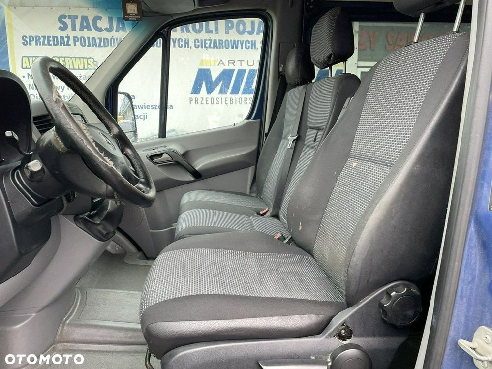 Mercedes-Benz Sprinter - 5