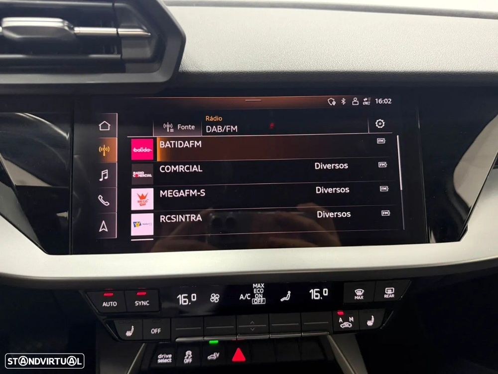 Audi A3 Sportback 40 TFSIe S line - 13