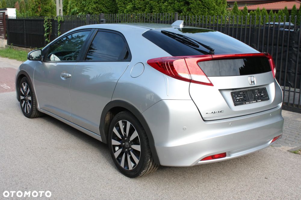 Honda Civic 2.2 i-DTEC Executive - 3