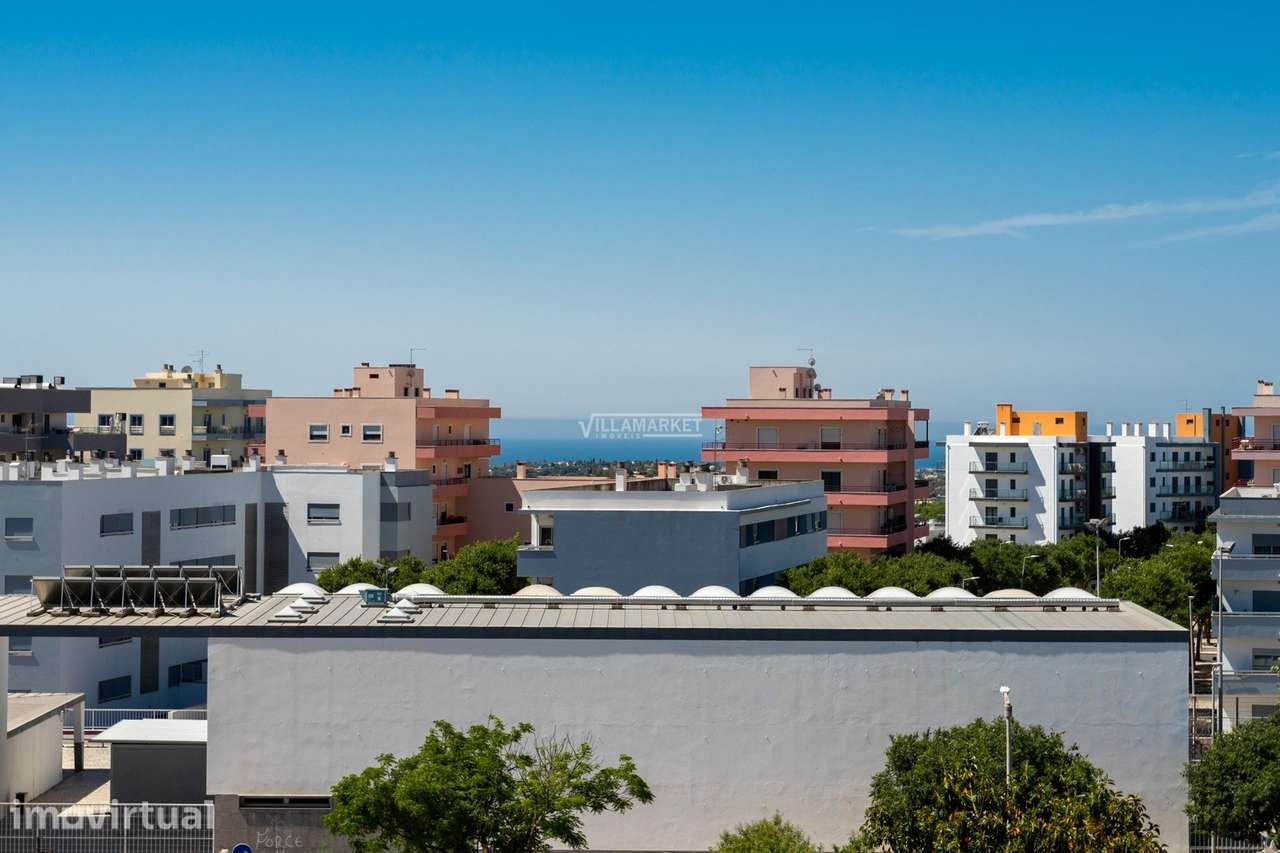 Apartamento T3 da banca com vista mar e 1 parquemaneto na cave situado - Grande imagem: 4/41
