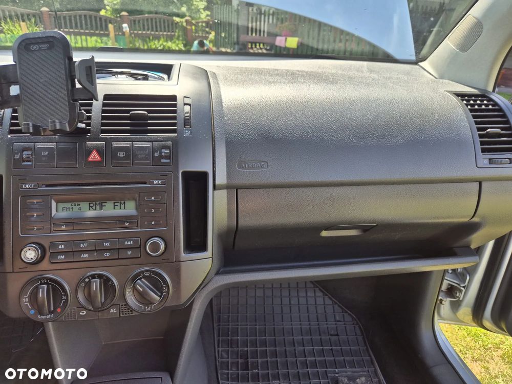 Volkswagen Polo - 15