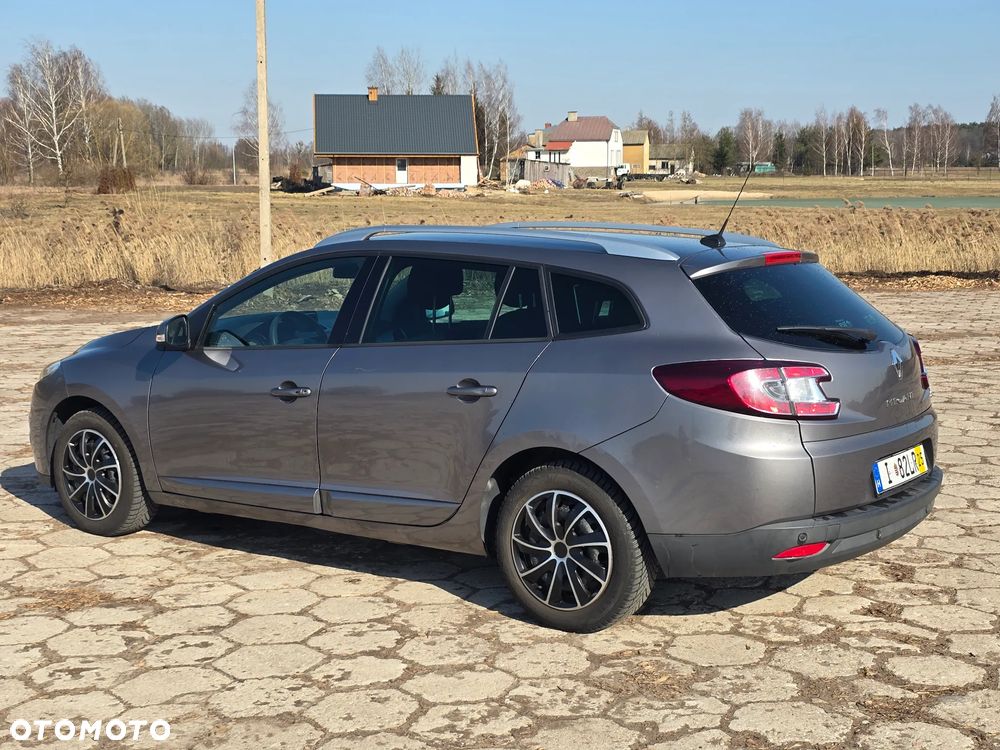 Renault Megane ENERGY dCi 110 Start & Stop Expression - 4