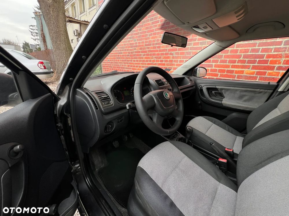Skoda Fabia - 8