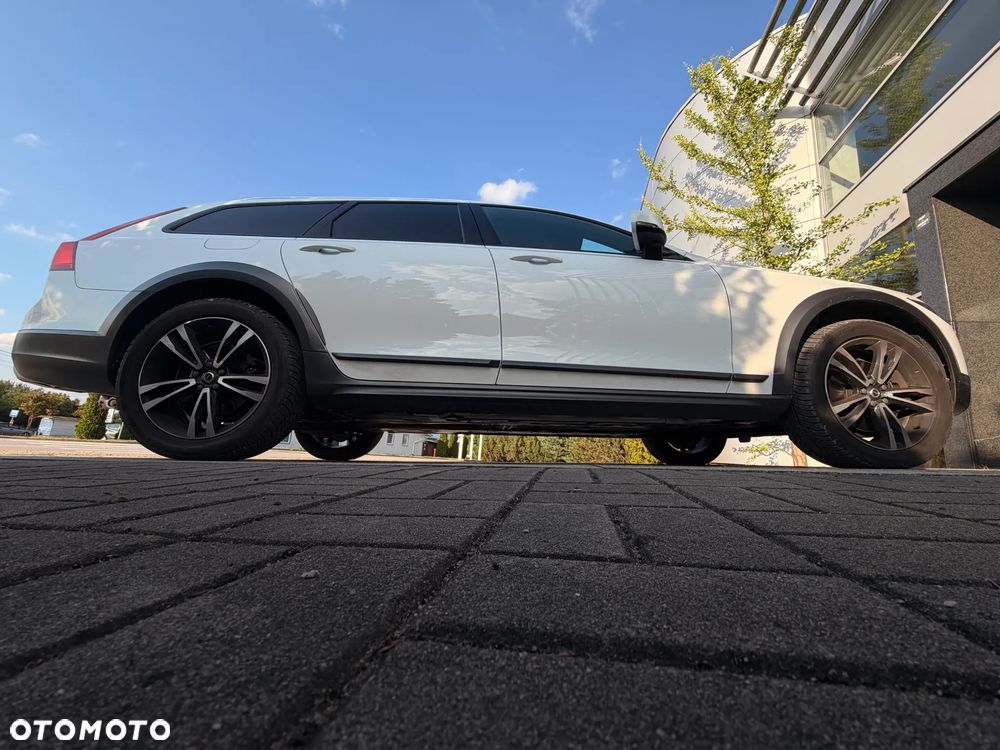 Volvo V90 Cross Country D5 SCR AWD - 11