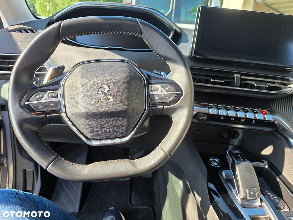 Peugeot 3008 1.2 PureTech Allure S&S EAT8 - 19