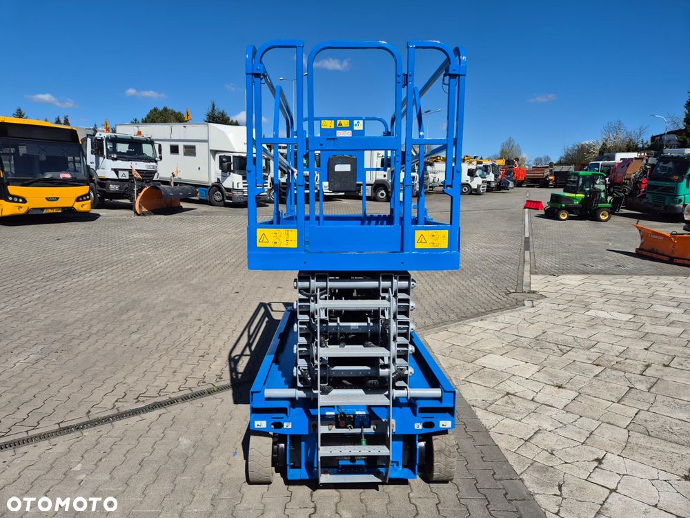 Genie GS 4047 / 1 WŁ / SUPER STAN / ODNOWIONY / NISKIE MOTOGODZINY / MAX 14 METRÓW / MAX 350 KG ŁADOWNOŚĆ - 9