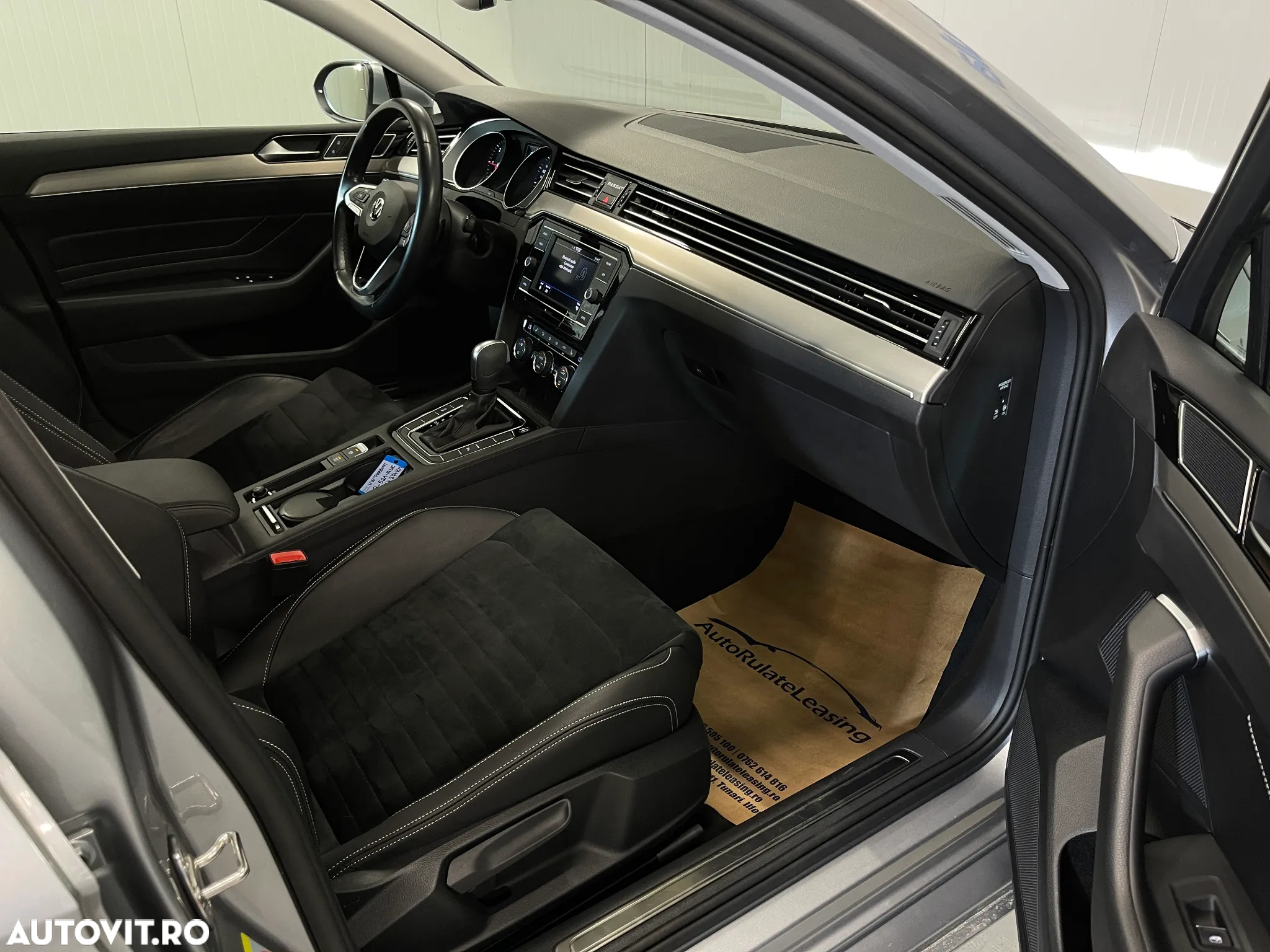 Volkswagen Passat 2.0 TDI DSG Highline - 9