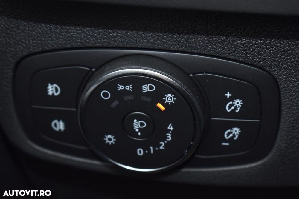 Ford Focus - 17