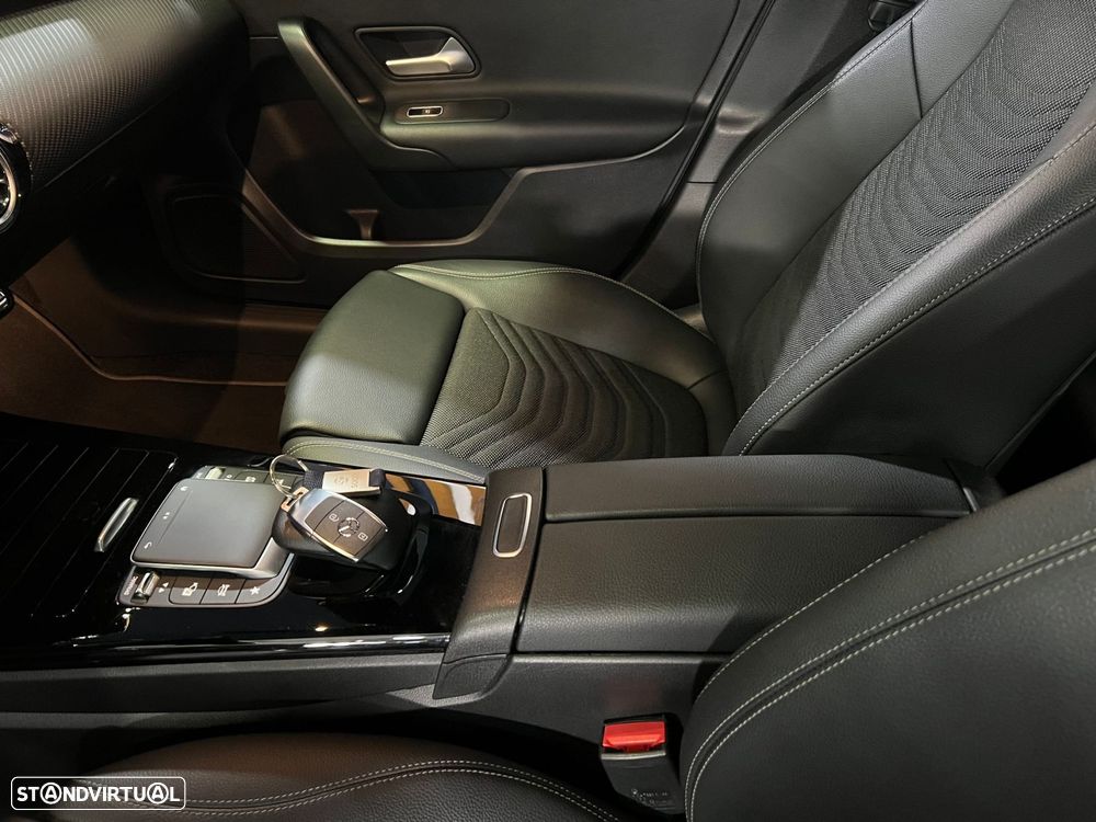 Mercedes-Benz A 250 e Style Plus - 11