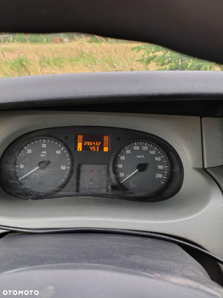 Opel Vivaro - 2