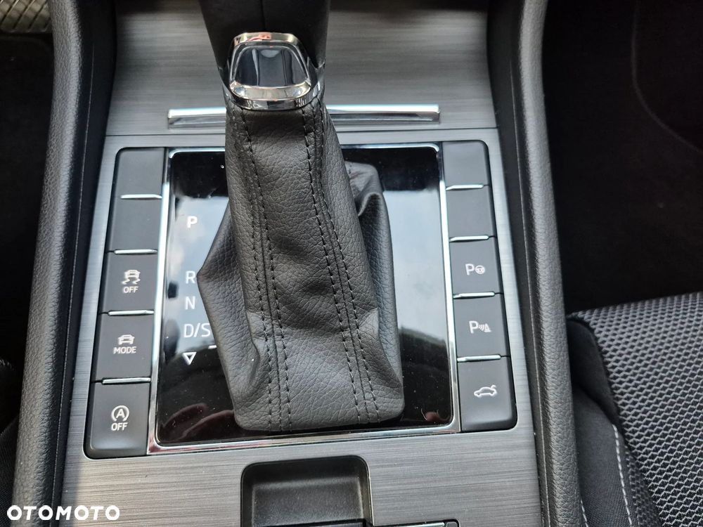 Skoda Superb 2.0 TSI Style DSG - 18