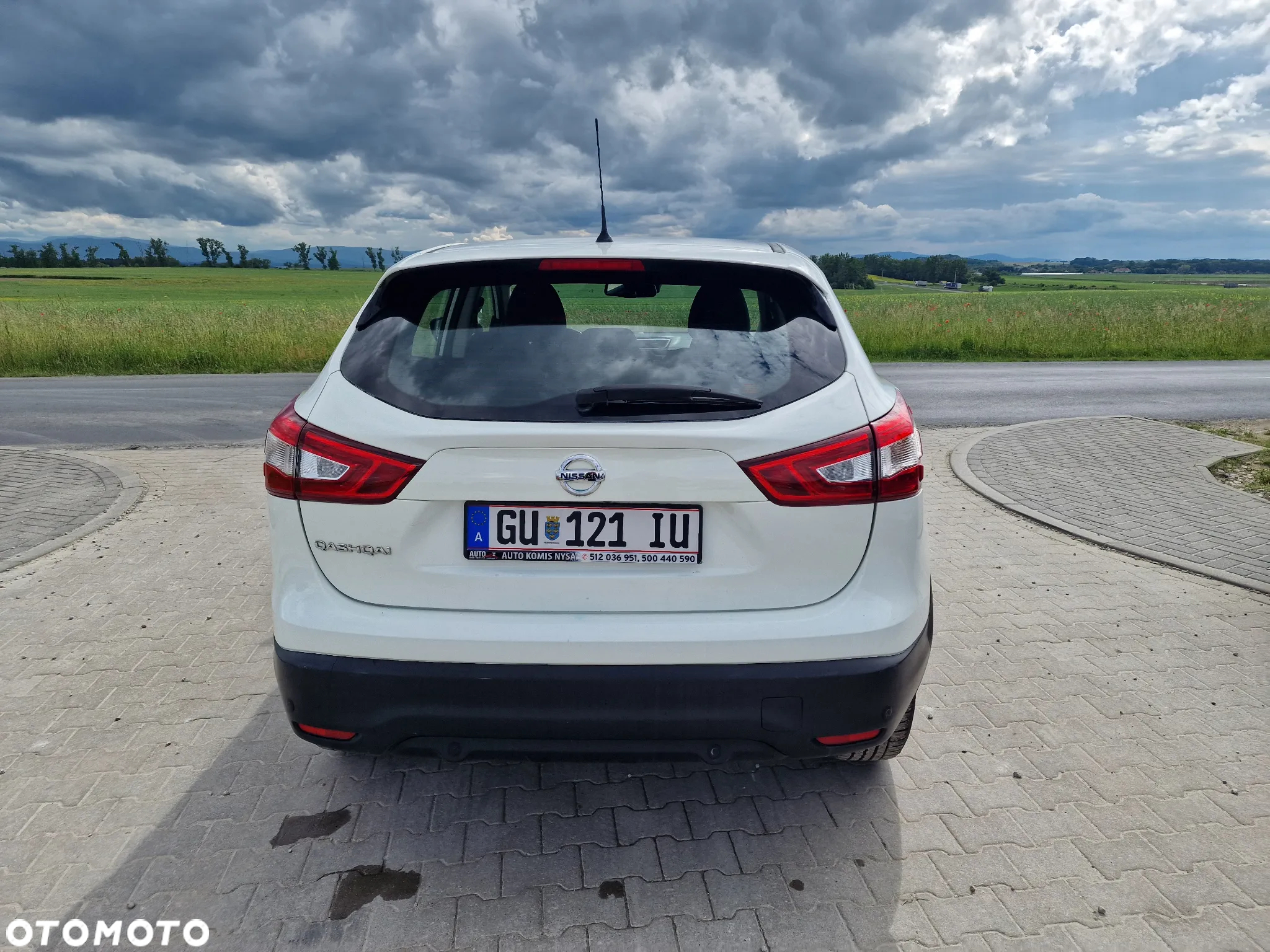 Nissan Qashqai 1.6 dCi 4 x 4 DPF tekna - 8