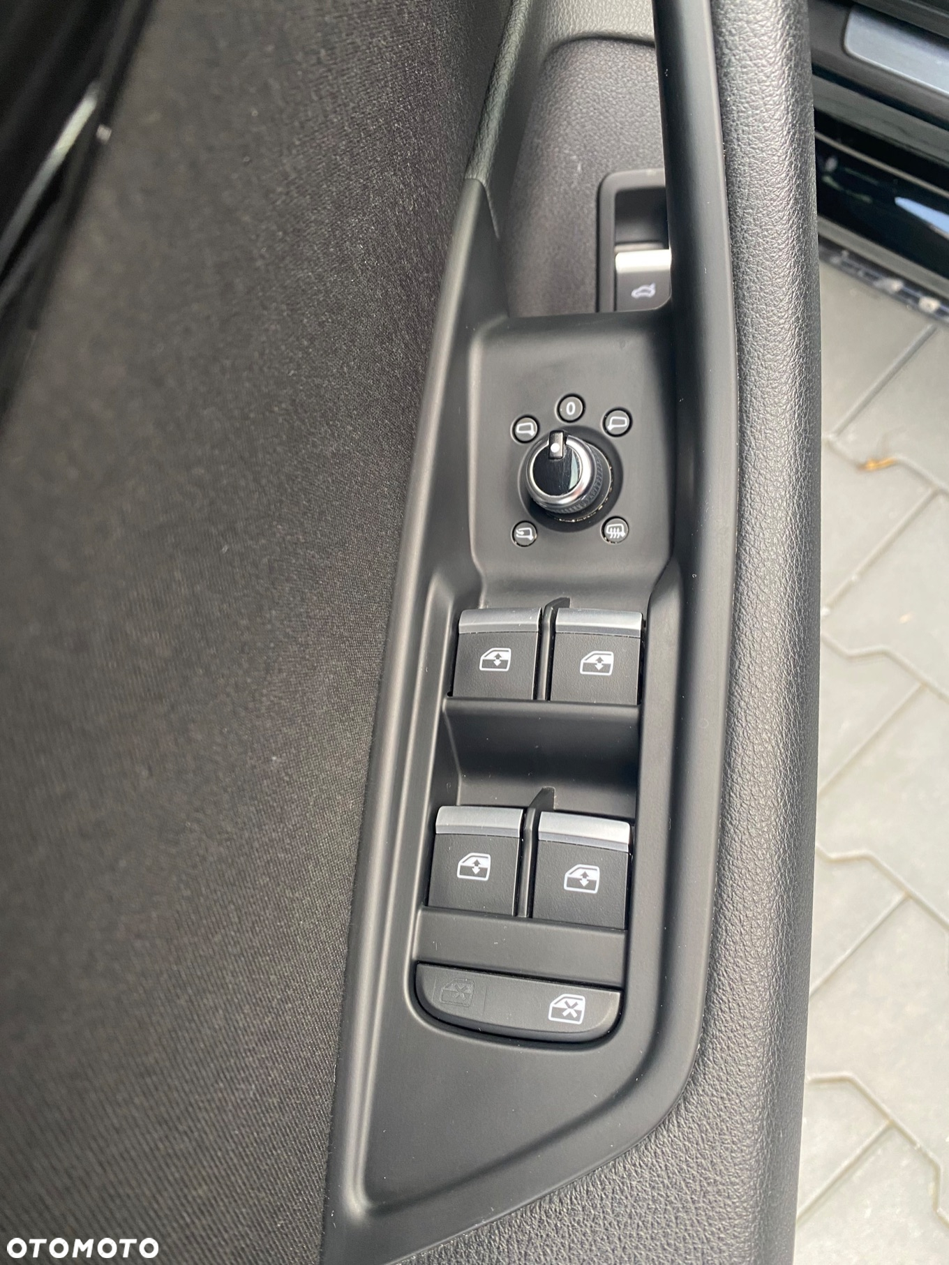 Audi A4 2.0 TDI S tronic - 28
