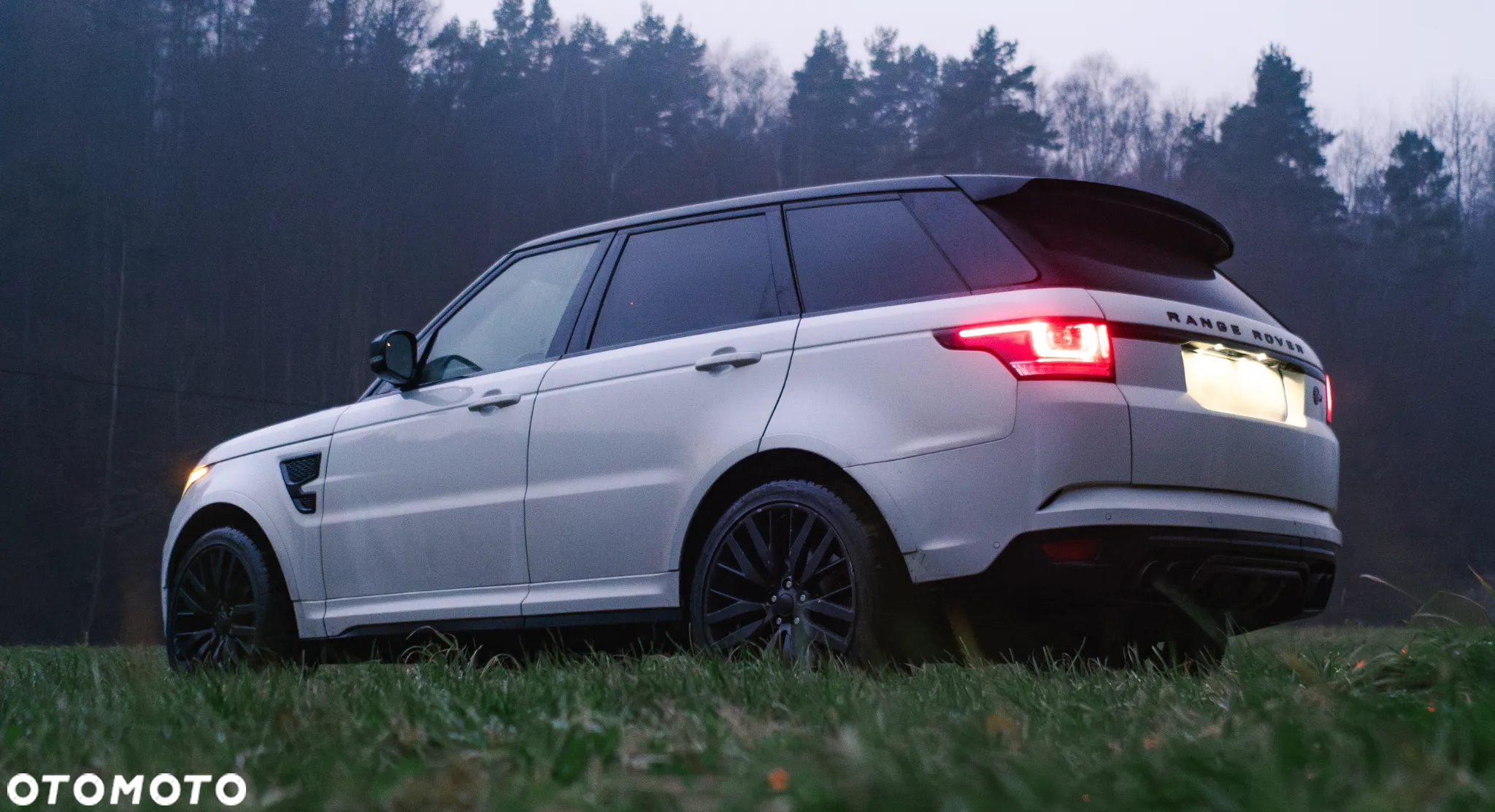 Land Rover Range Rover Sport S 5.0 V8 S/C SVR Carbon Edition - 2