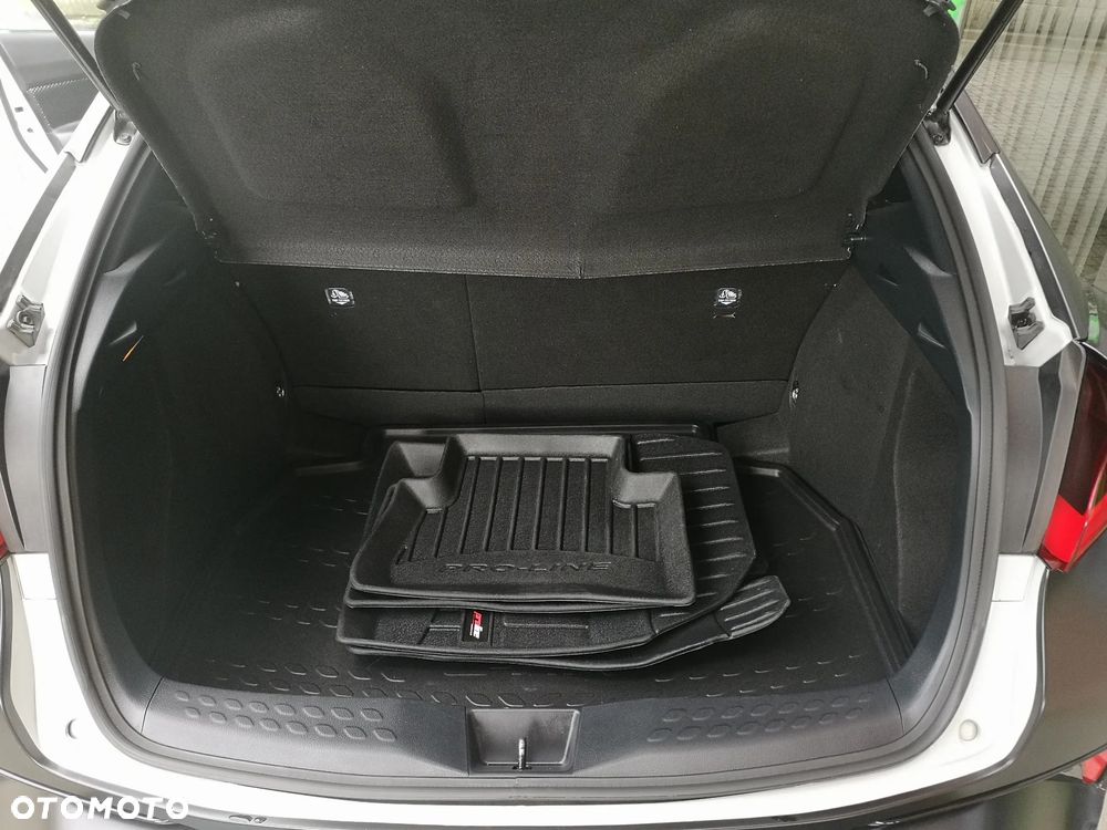 Toyota C-HR 1.8 Hybrid Executive - 38