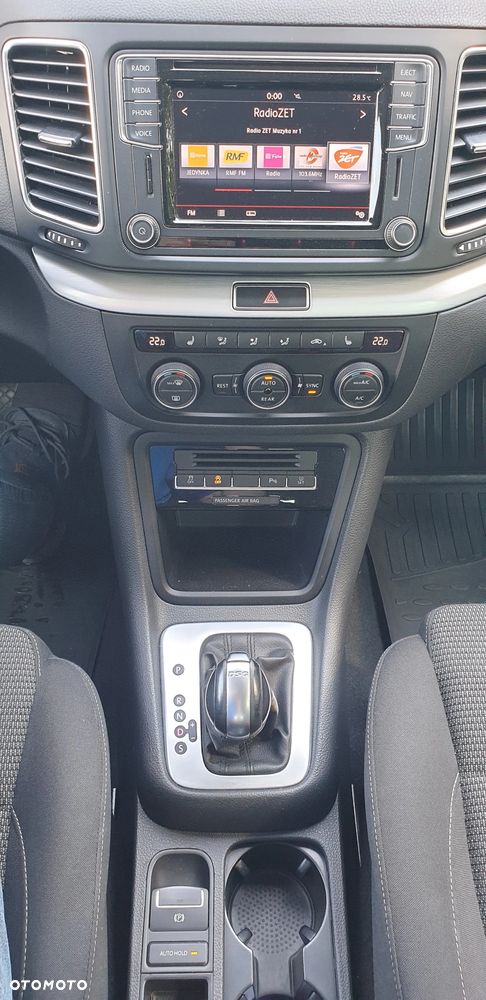 Volkswagen Sharan 2.0 TDI DSG (BlueMotion Technology) Comfortline - 22