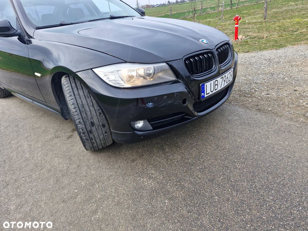 BMW Seria 3 318i - 10