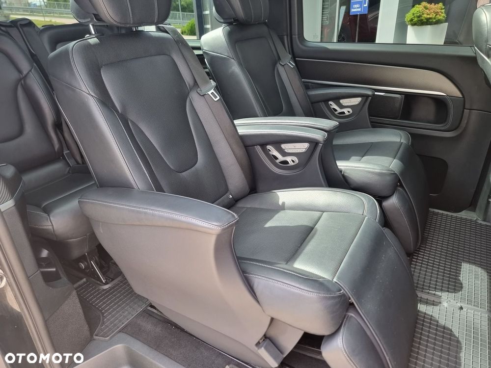 Mercedes-Benz Klasa V 300 d 4-Matic Exclusive 9G-Tronic (d³ugi) - 26