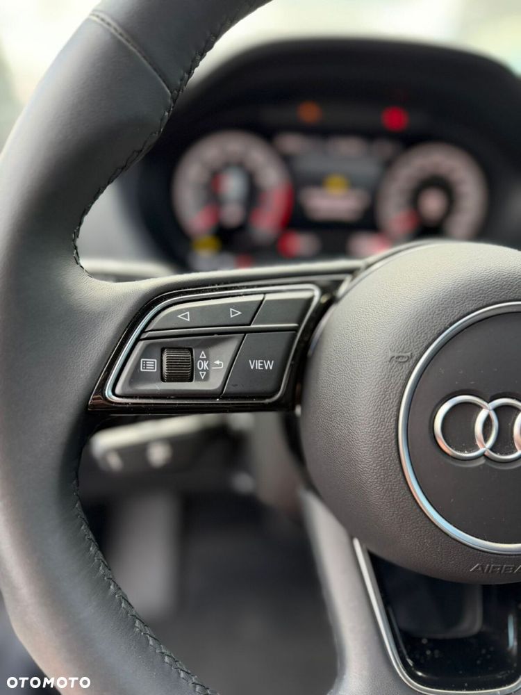 Audi Q2 - 18