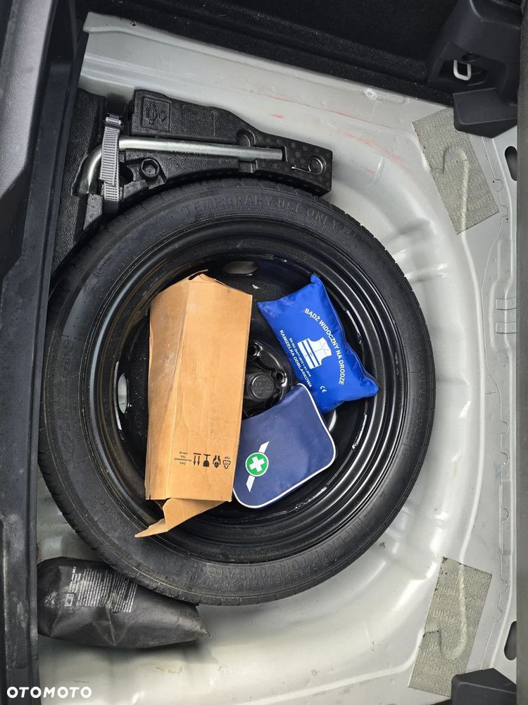 Volkswagen T-Roc 1.5 TSI Life Plus DSG - 19