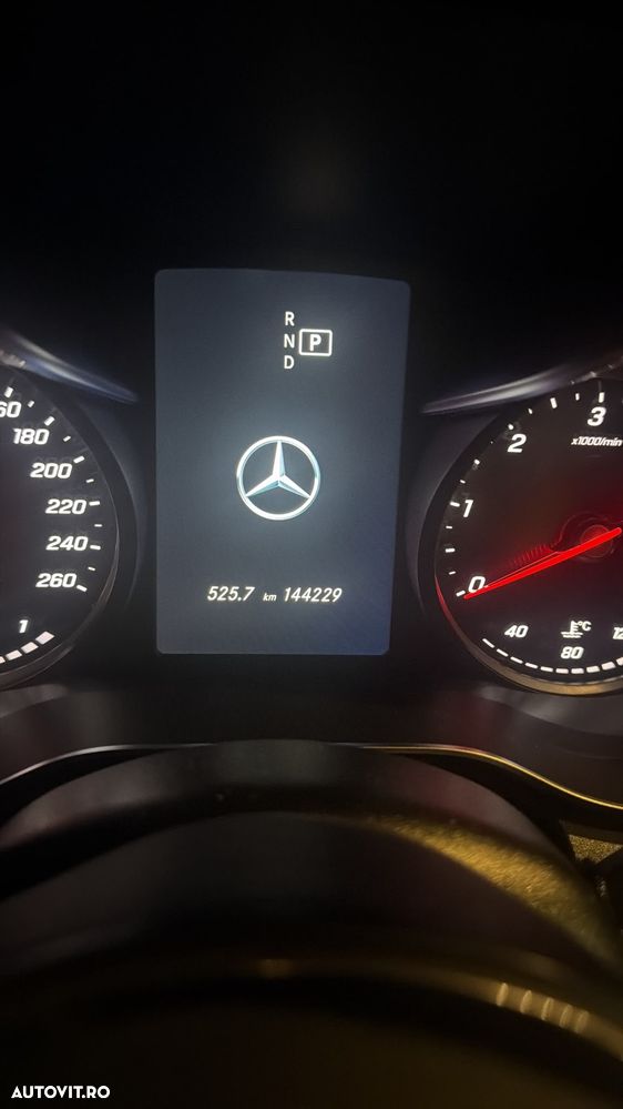 Mercedes-Benz GLC - 13