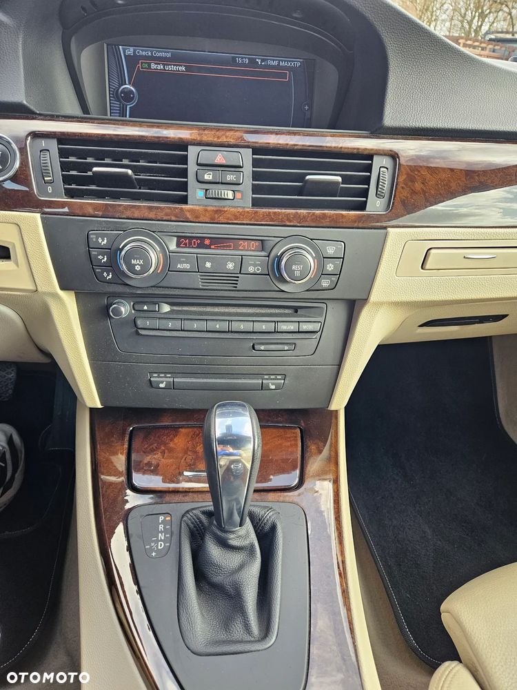 BMW Seria 3 335i - 21