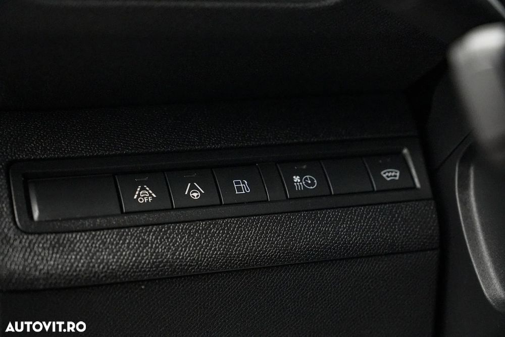 Peugeot 3008 PHEV 300 EAT8 4X4 GT - 23