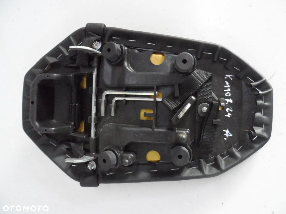 Yamaha MT07 fotel kanapa siedzenie pasażera - 4